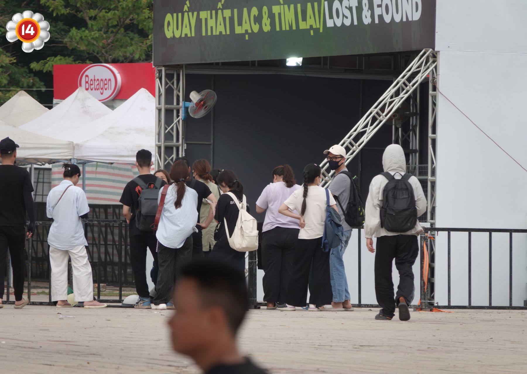 thiet ke chua co ten 11