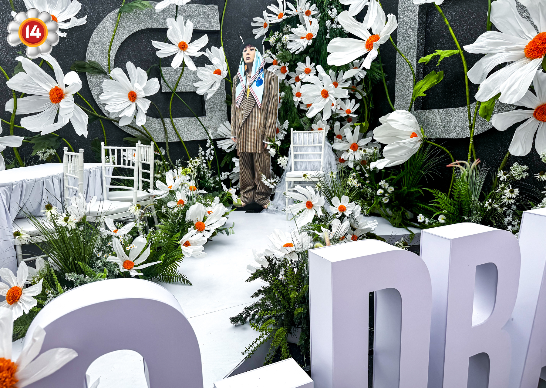 thiet ke chua co ten 77