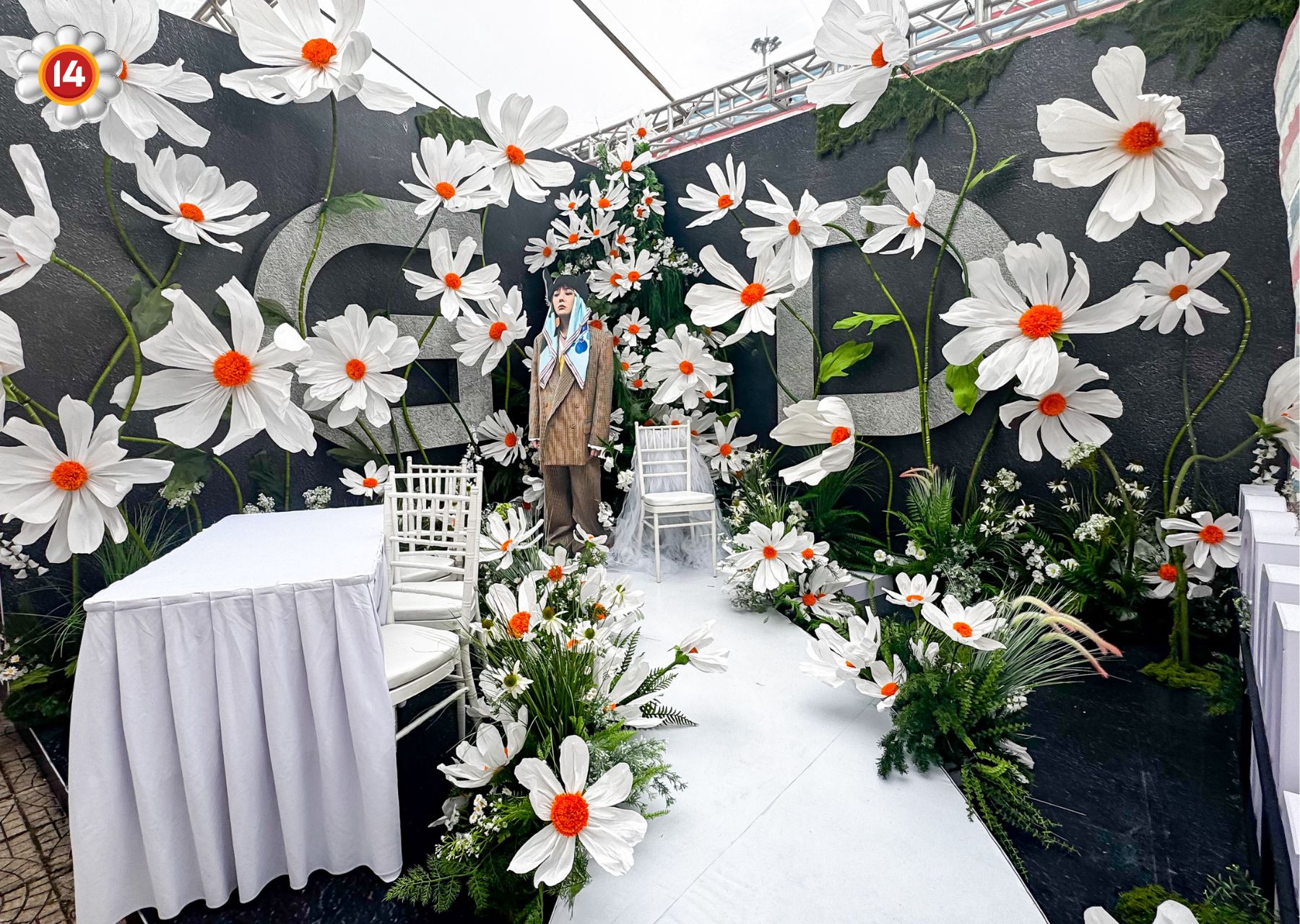 thiet ke chua co ten 8