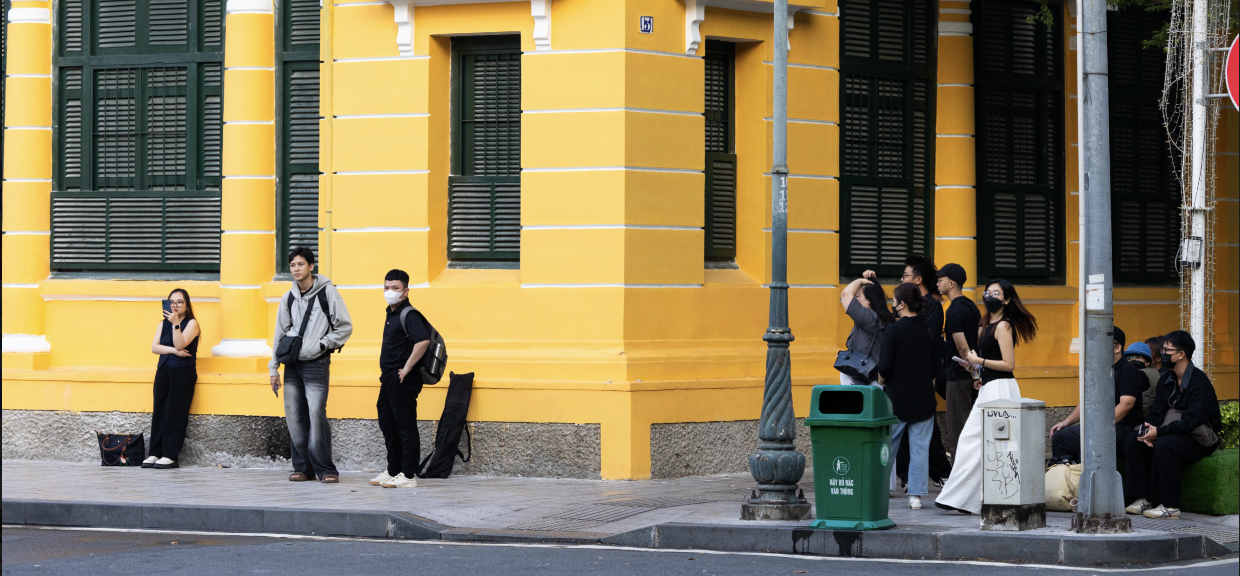 Xét xử vụ kẹo Kera: Những hình ảnh đầu tiên tại toà của Hoa hậu Thuỳ Tiên, Hằng Du Mục và Quang Linh Vlog- Ảnh 11. Xét xử vụ kẹo Kera: Những hình ảnh đầu tiên tại toà của Hoa hậu Thuỳ Tiên, Hằng Du Mục và Quang Linh Vlog- Ảnh 11.