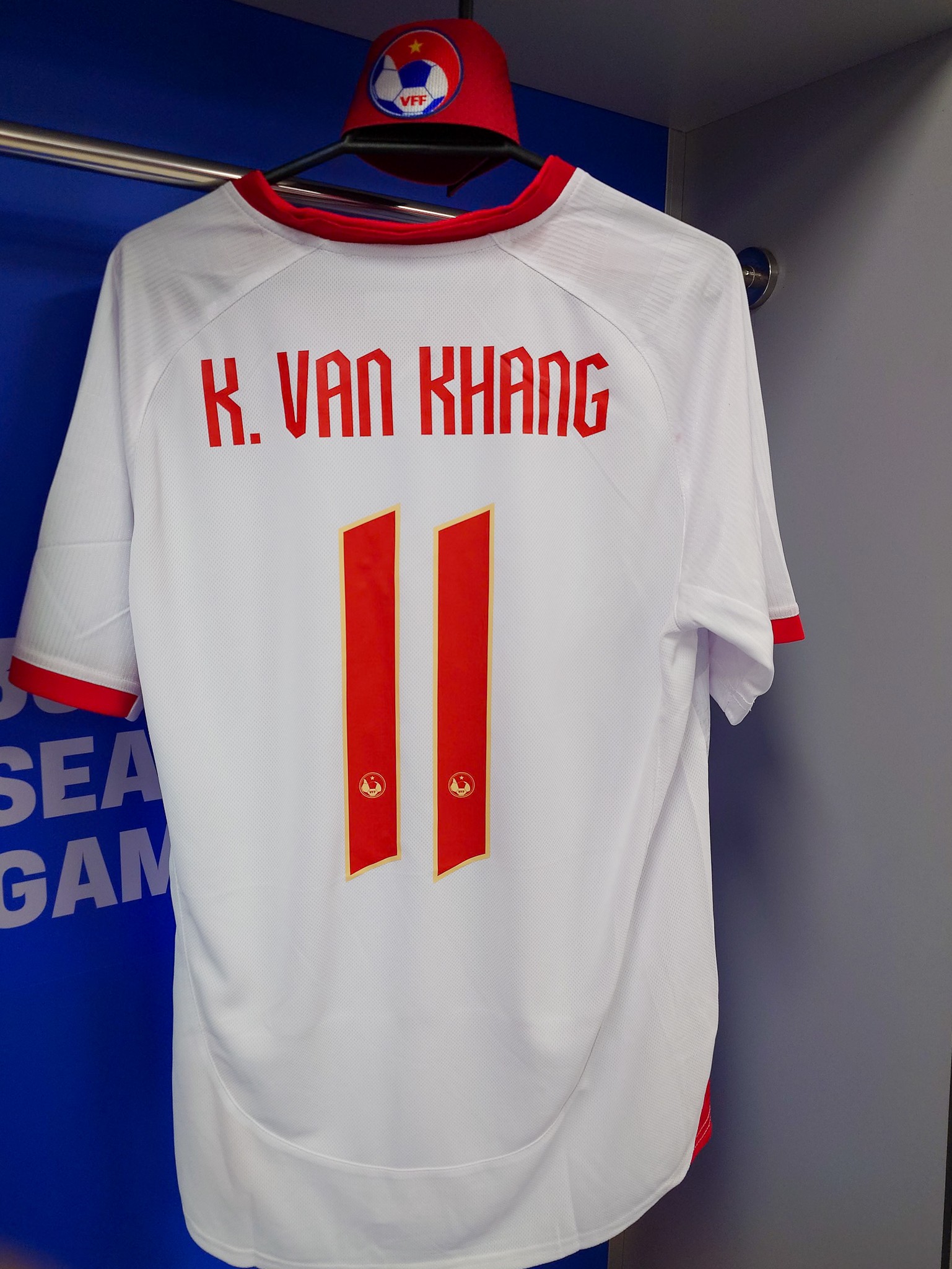 59345847211806229542716161640553276999726868n 1