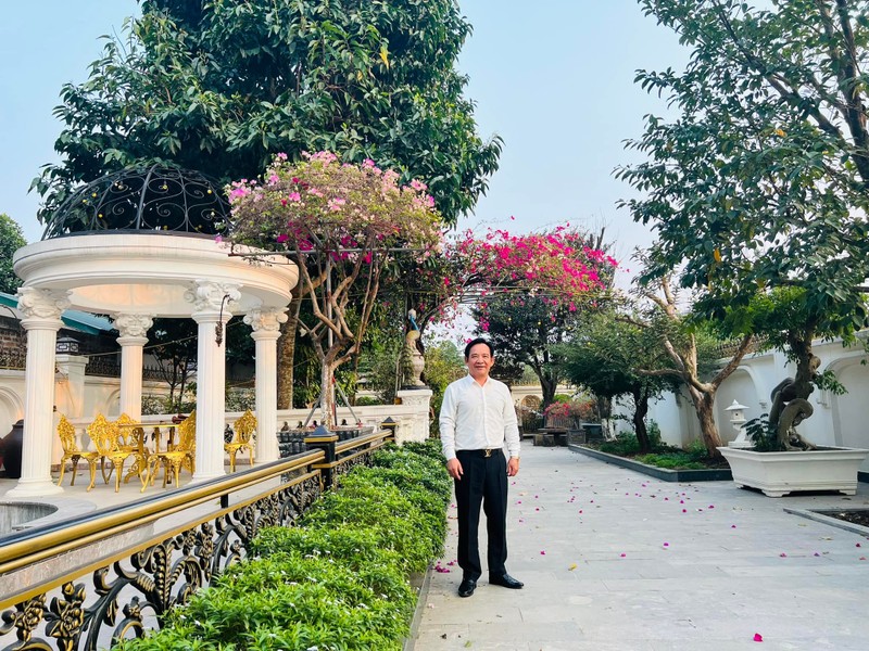 biet thu 1000m2 do so nhu lau dai cua nghe si quang teo
