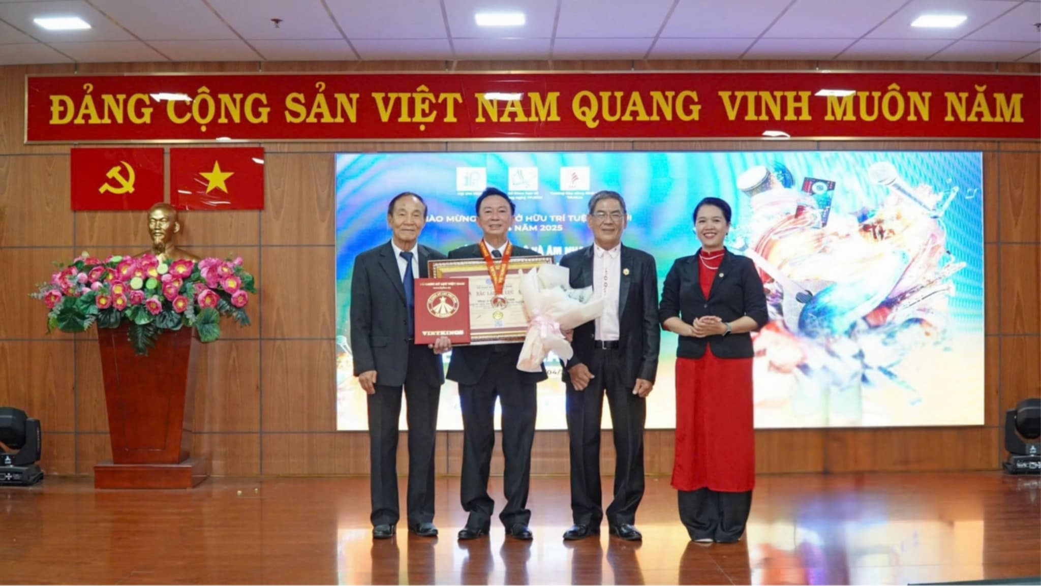 145bb4b1 9e0d 4595 b253 8aa229fc62fb