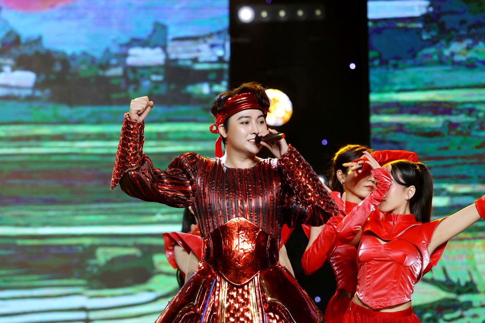 duy zuno jee tran mashup mau do da vang rong ran len may 4