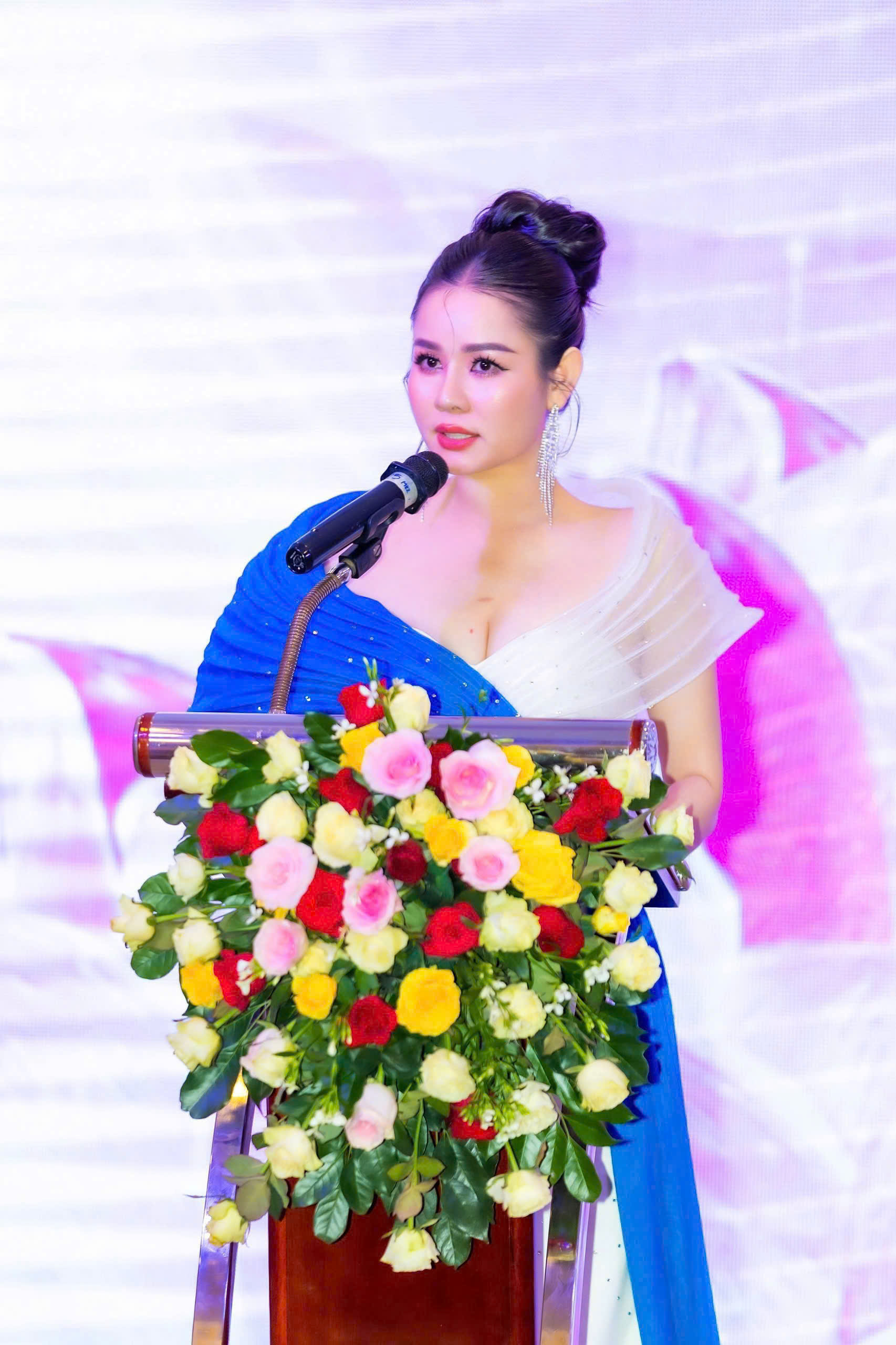 hoa hau dang thi my chu tich cuoc thi4