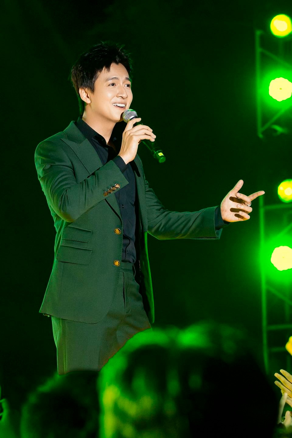 47499615711795879568585838009112643364853411n