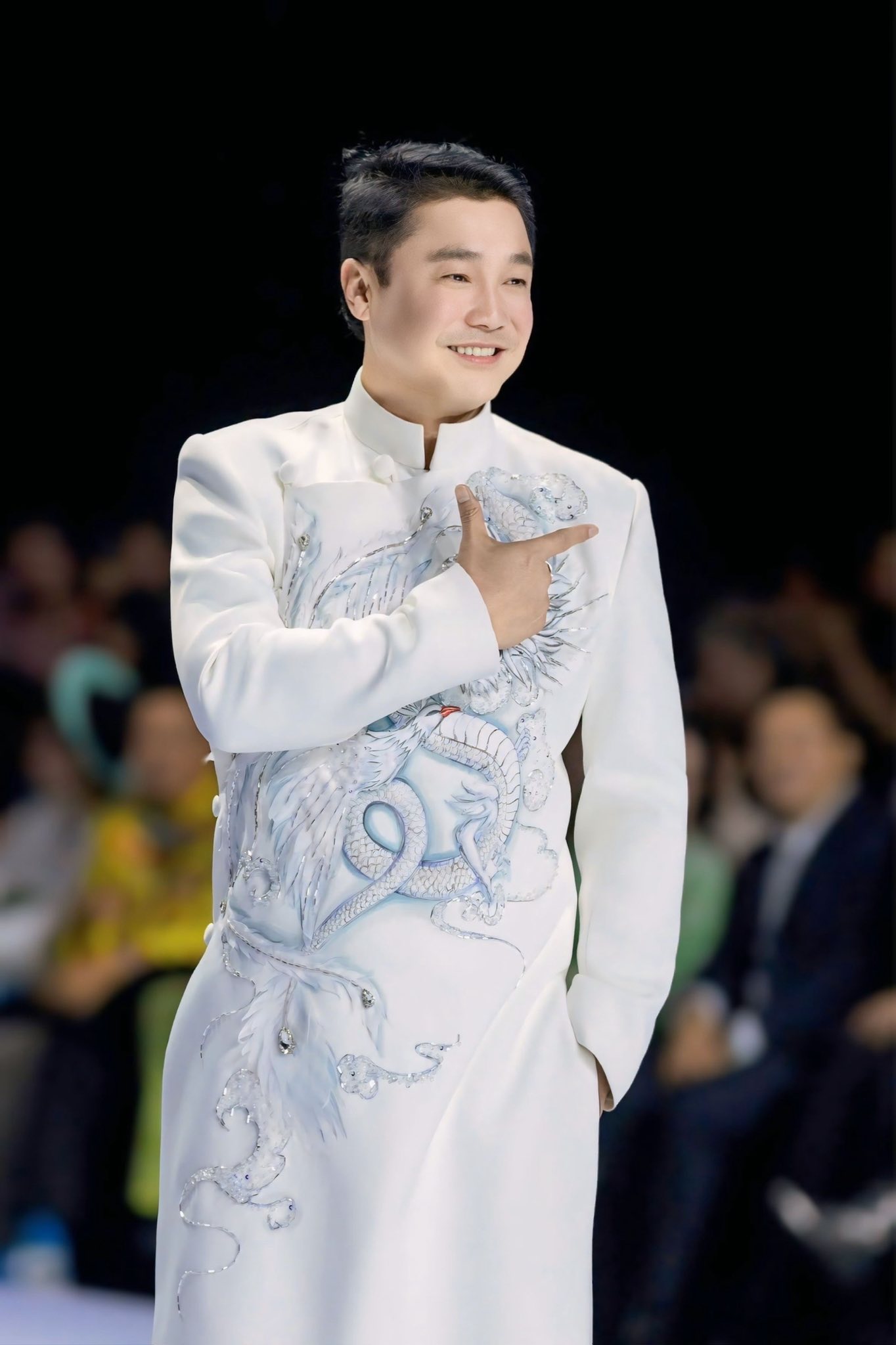 55773817012505302437608496380618416392315638n