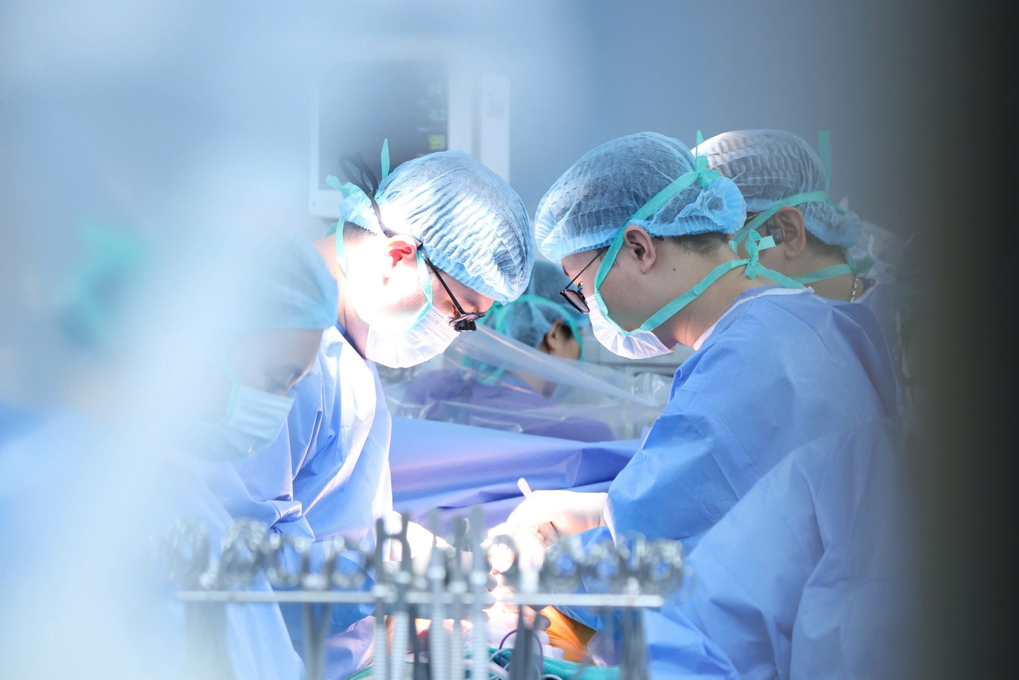 61544390813979665821218783242420198528460331n