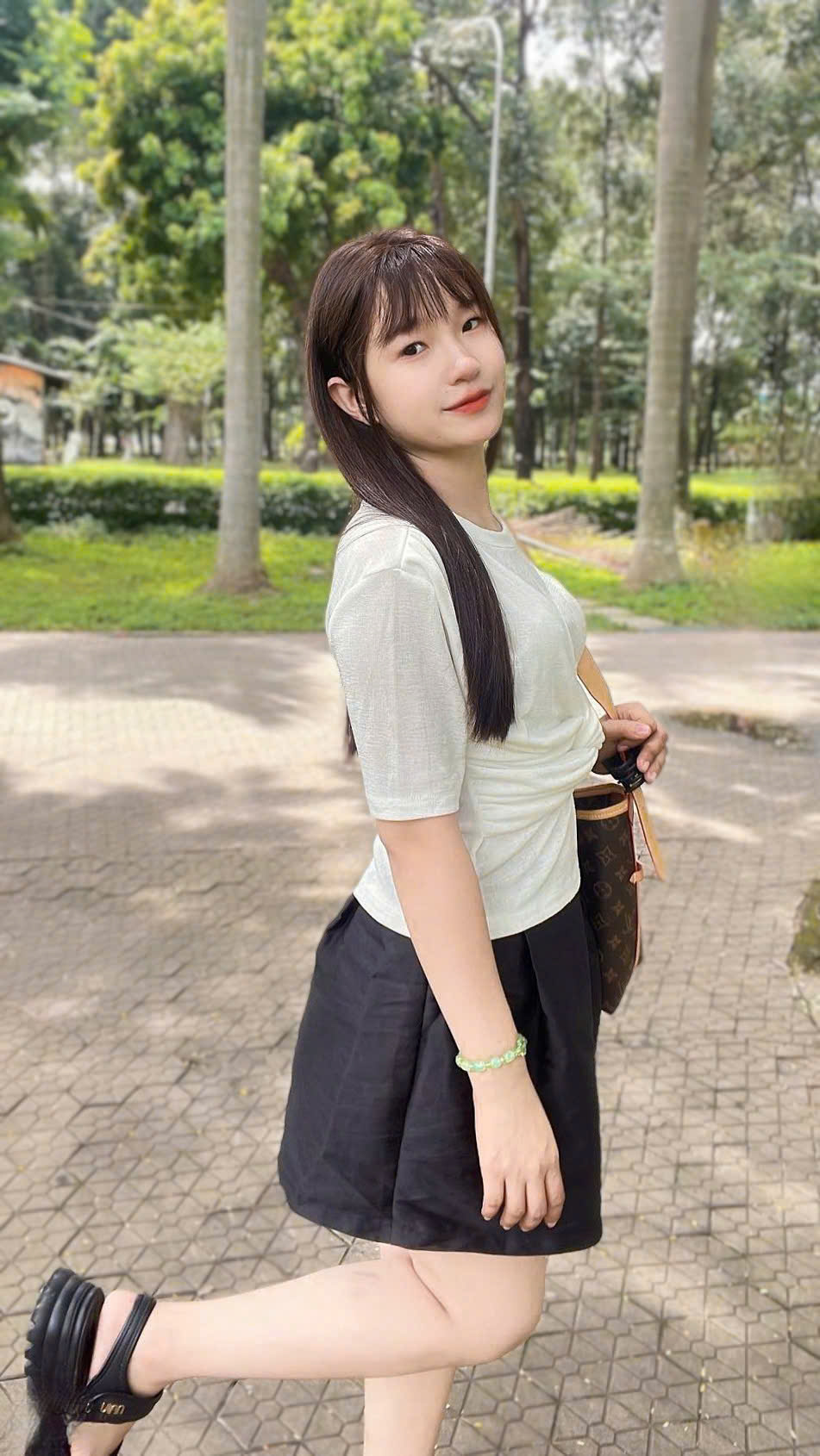 z723396447567542cbd422e8df86b6e50bcfd6257dd39d