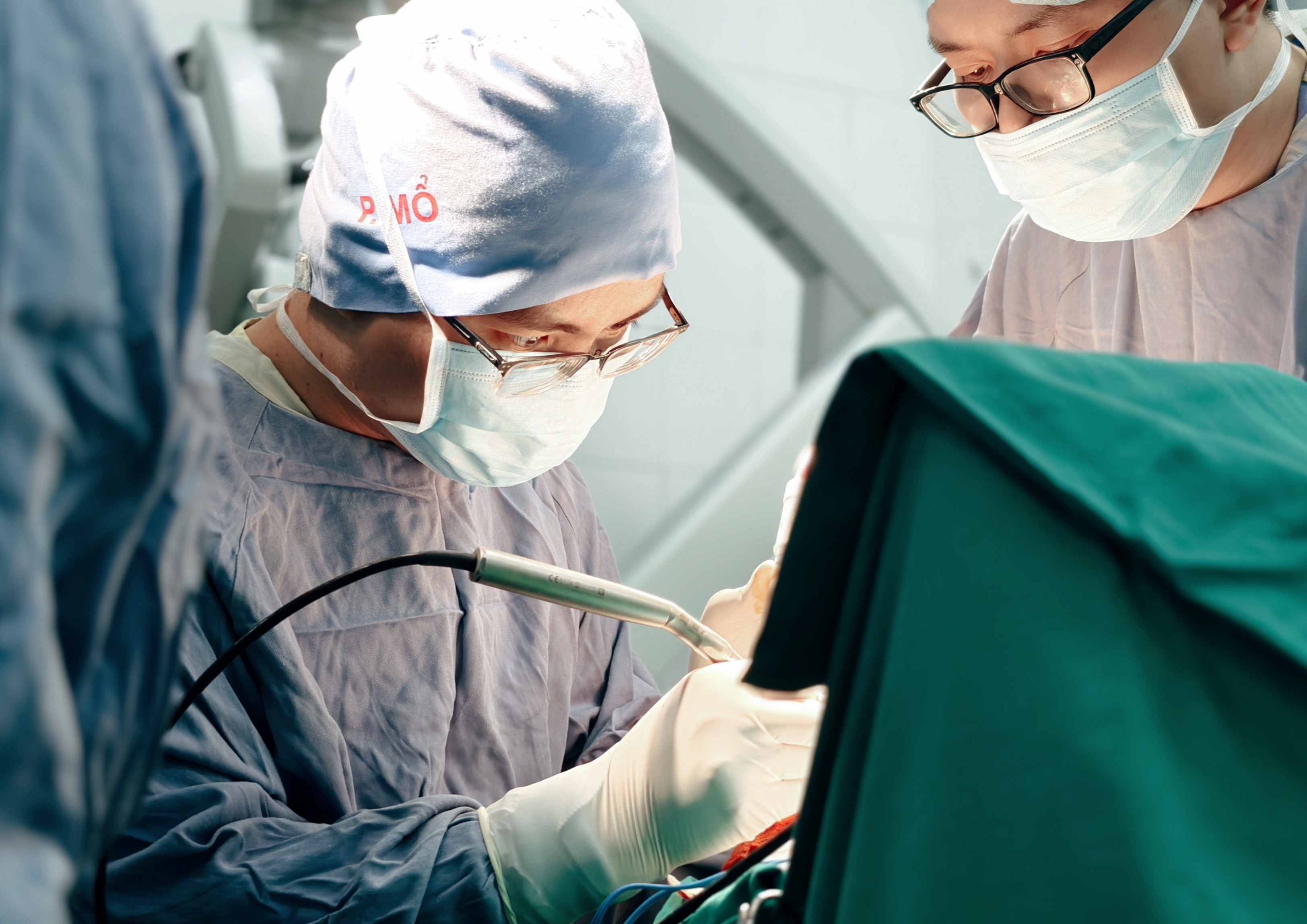 pt cho ca benh chia khoa dam vao dau