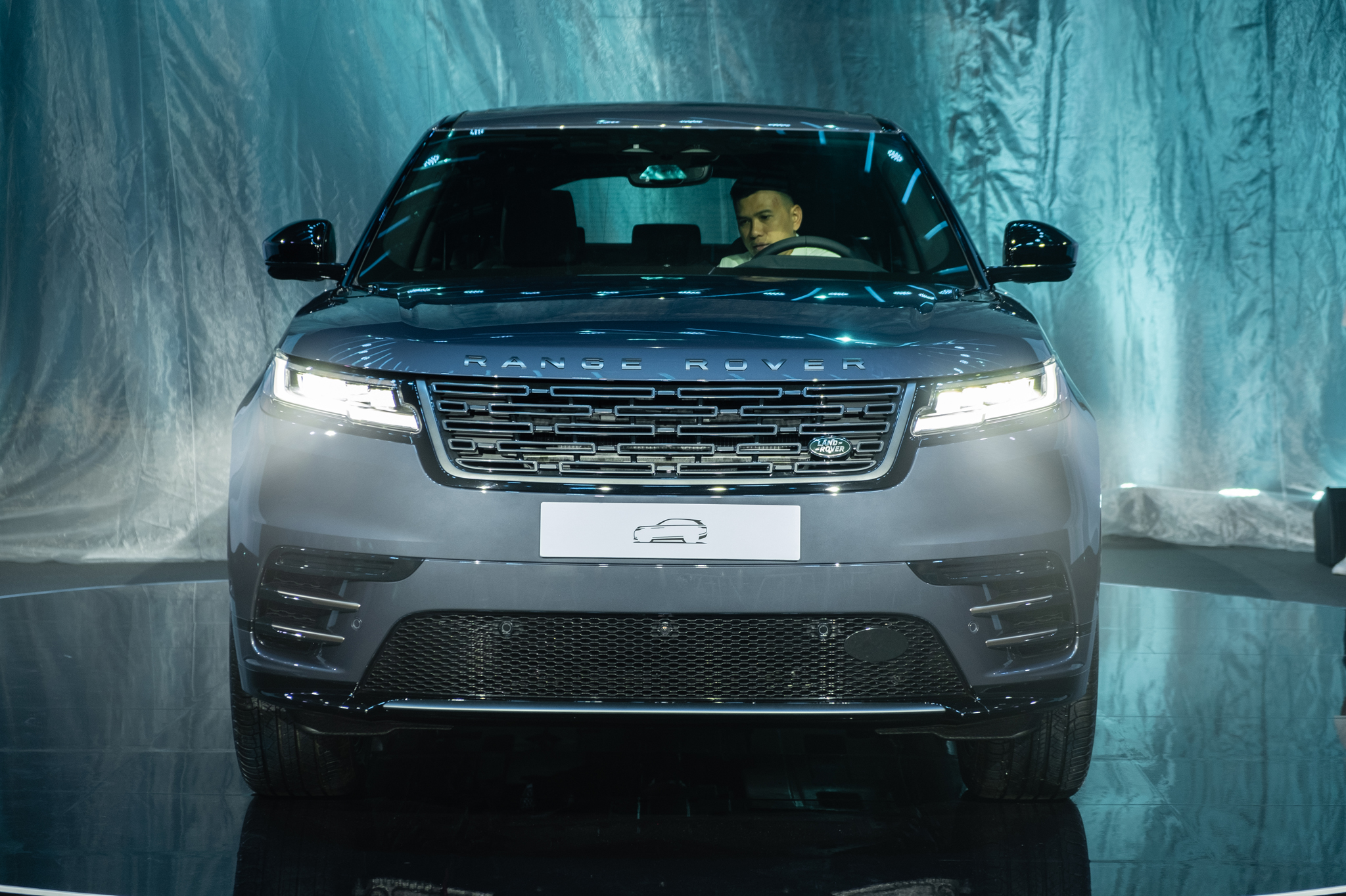 range rover velar 2025 51