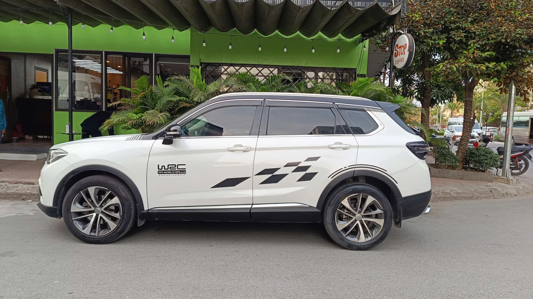 46876361237566356178873707570933683816895344n