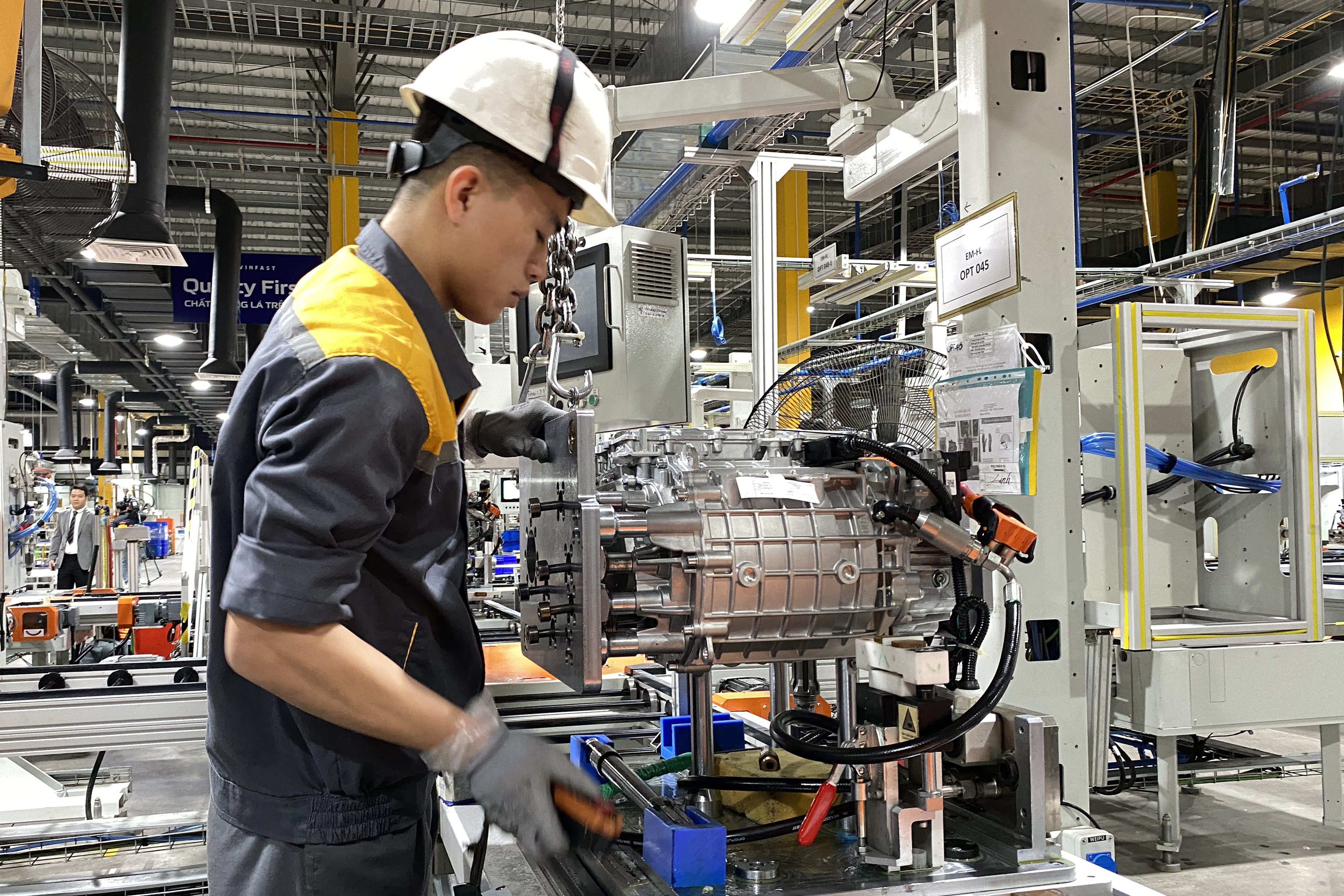 autopro vinfast nha may san xuat 3