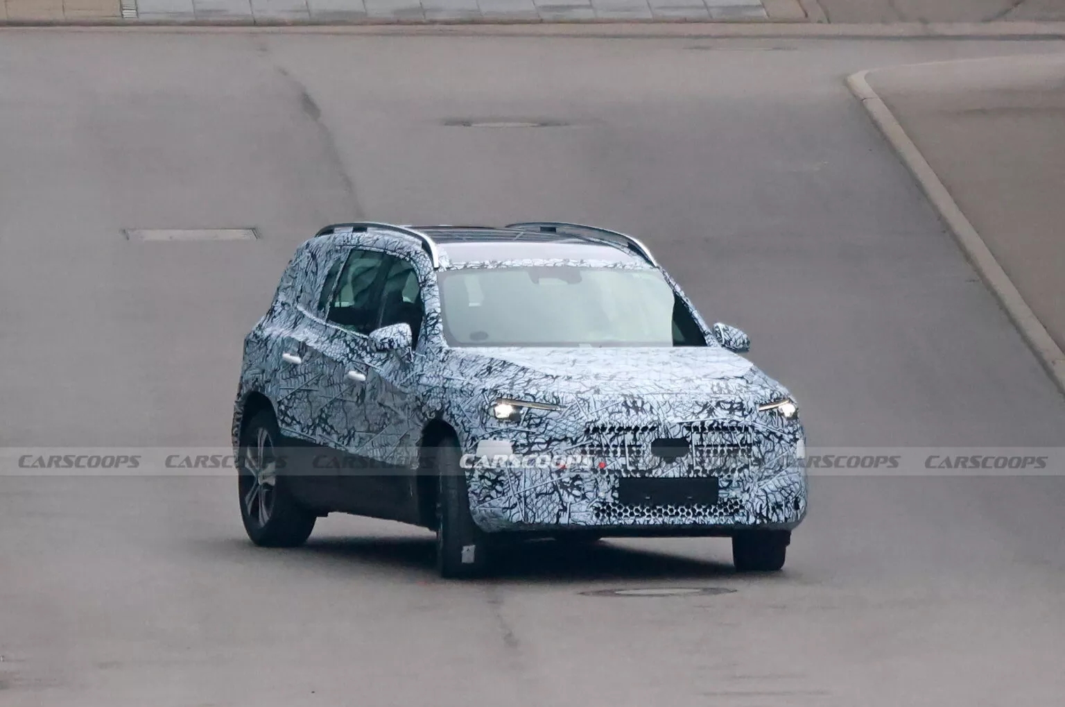 mercedes benz glb the he moi 1