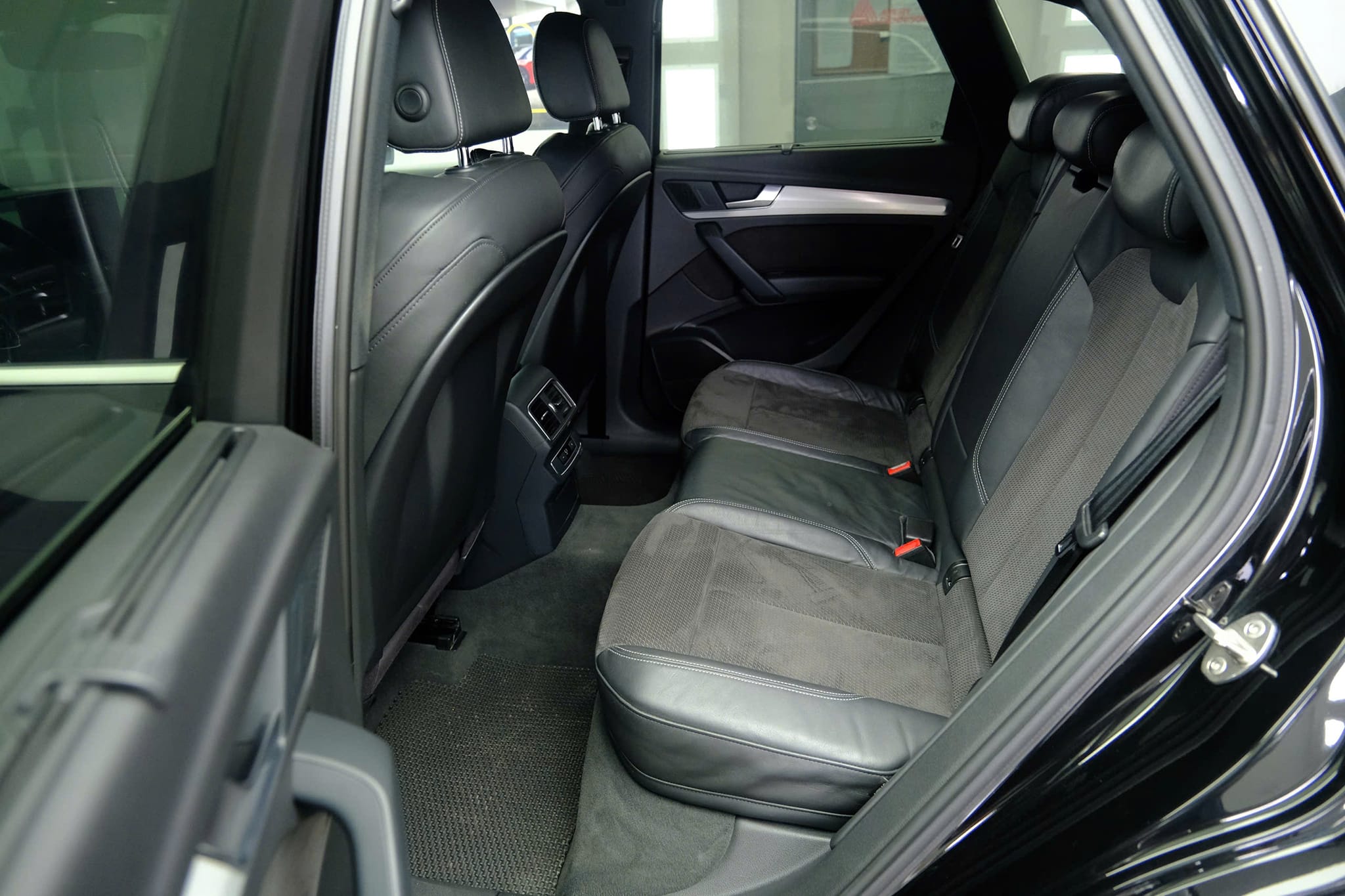 46840277986070960327412256450399304760331323n