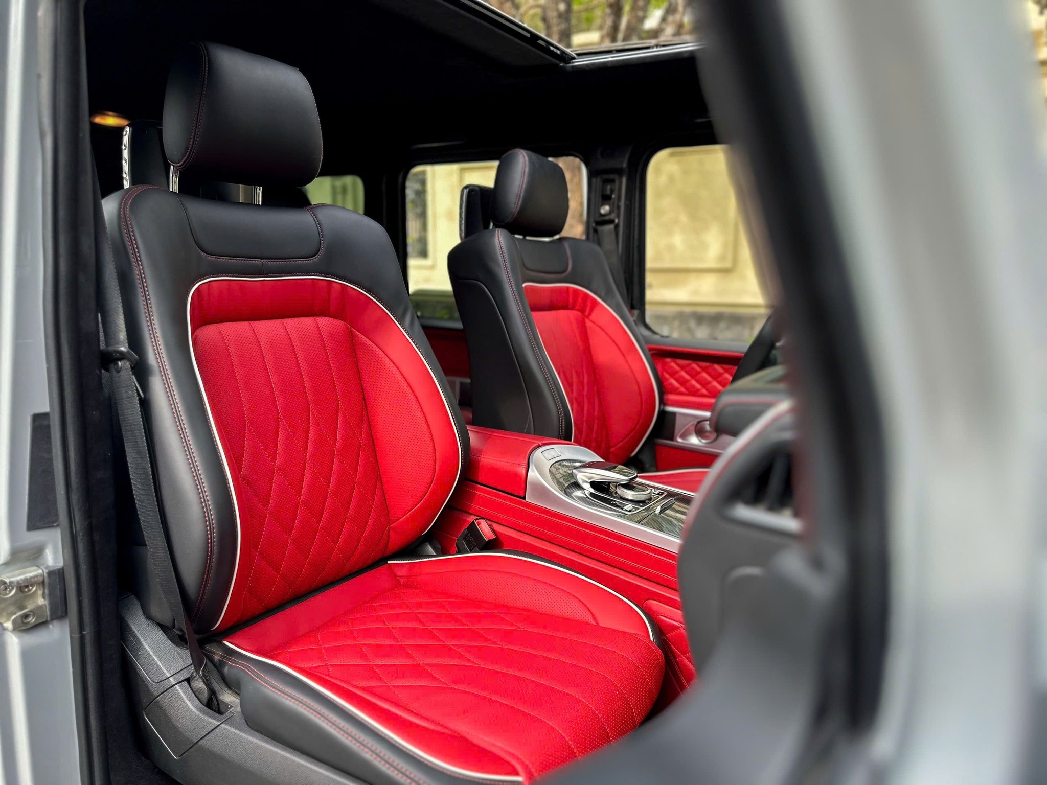 4705833491222053891380847531712253895983664072n