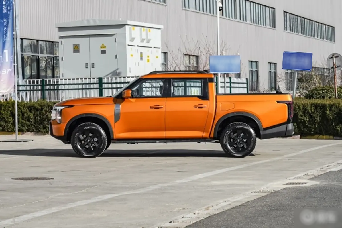 w1200yichecar638870895351368jpg