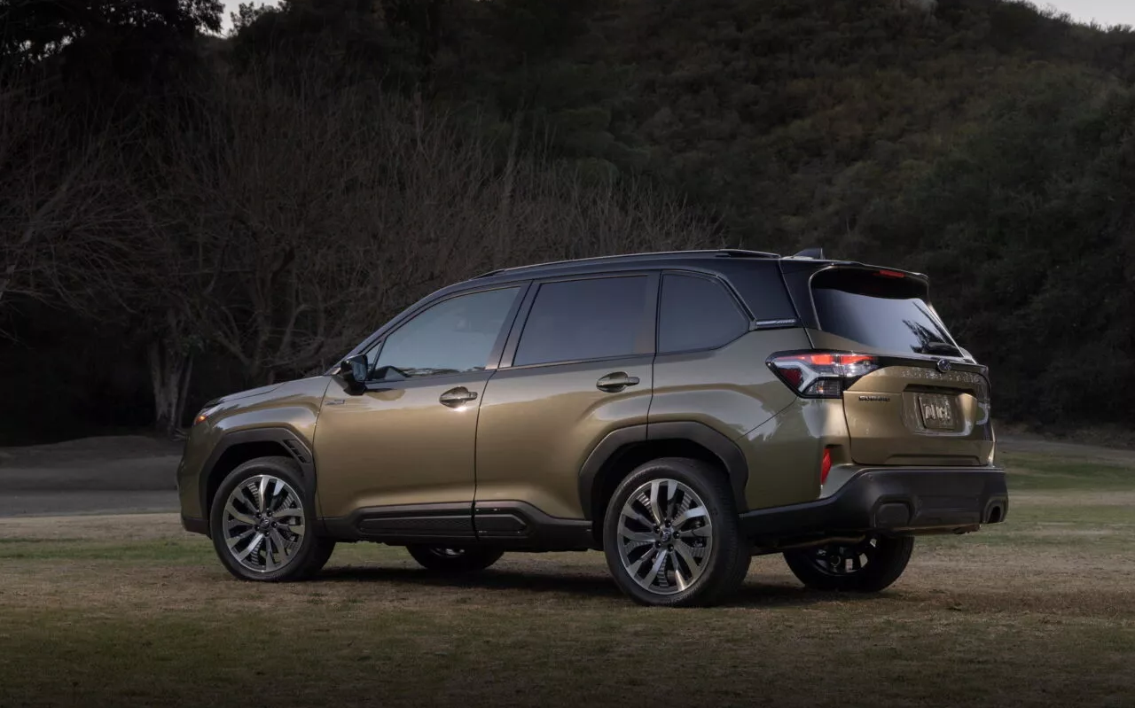 2025subaruforesterhybrid07 1536x1024