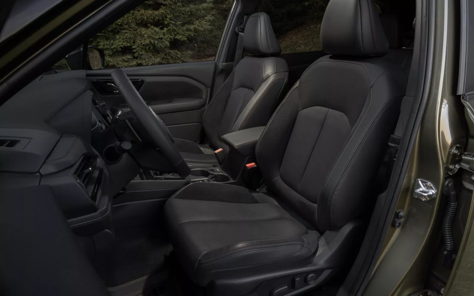 2025subaruforesterhybrid16 1536x1024