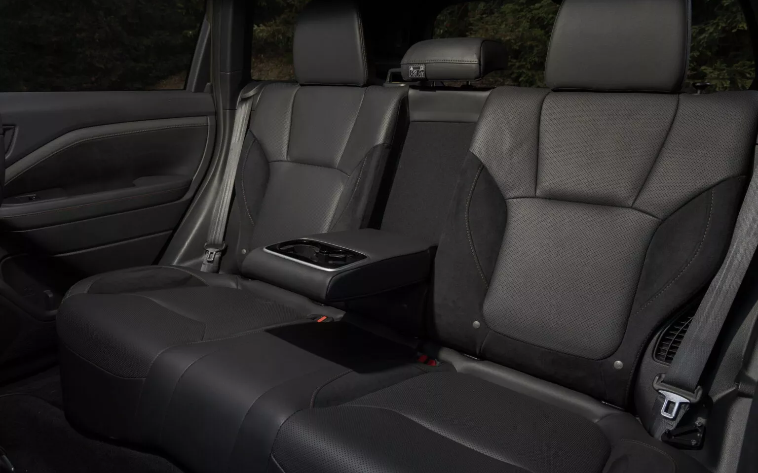 2025subaruforesterhybrid18 1536x1024