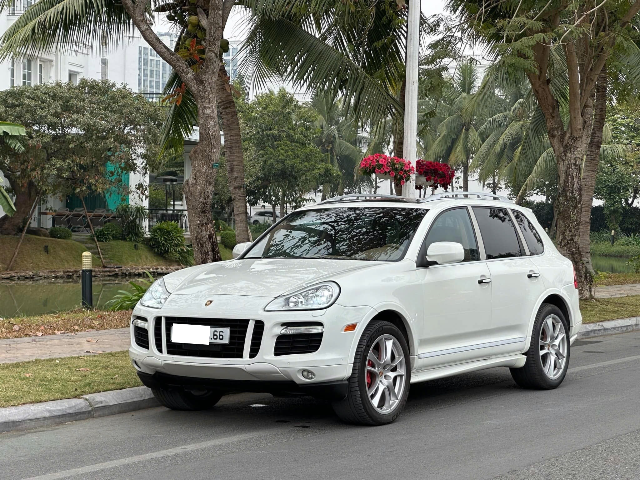 chu xe porsche cayenne gts 2008 20edit