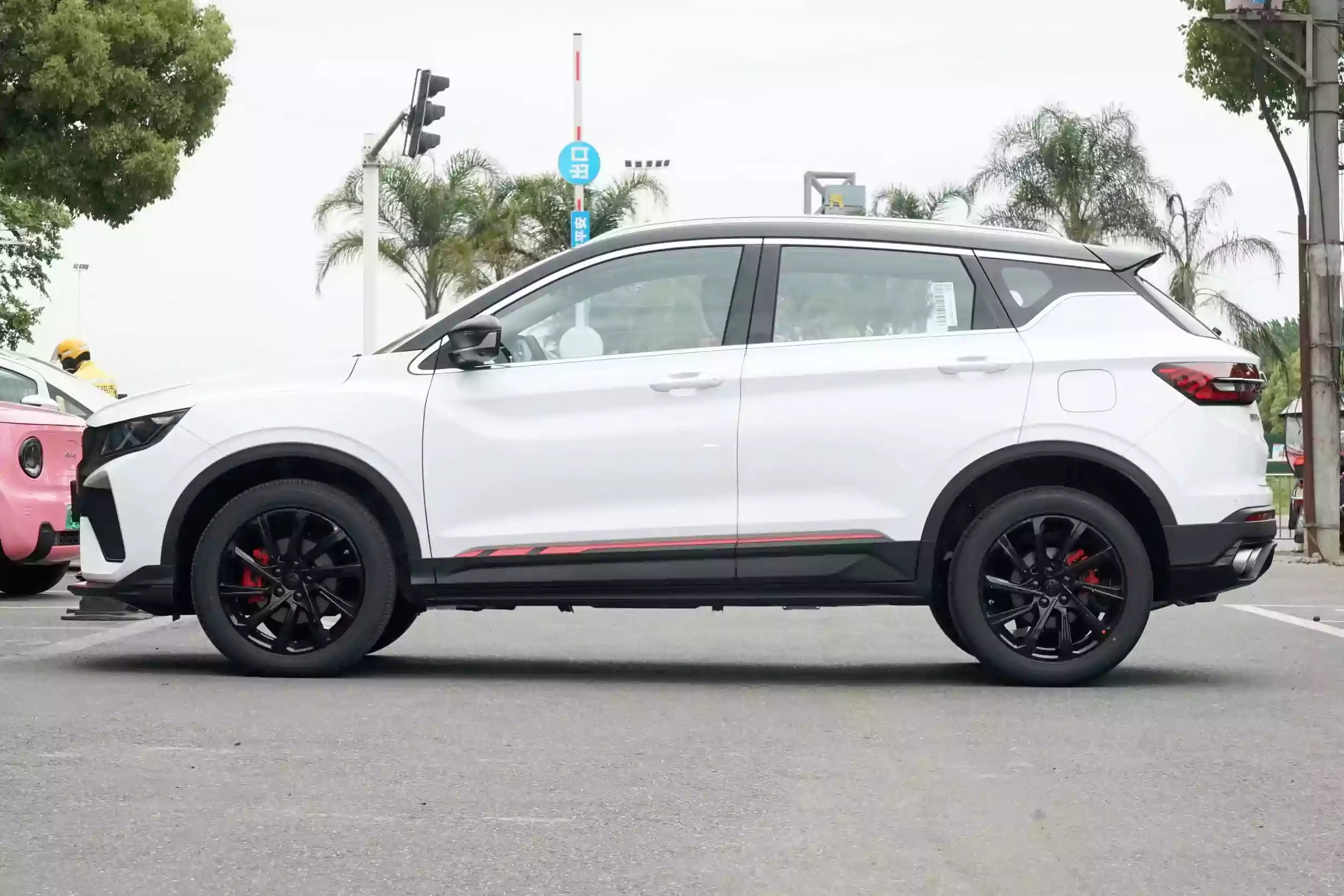 geely coolray 2023 appearance 3