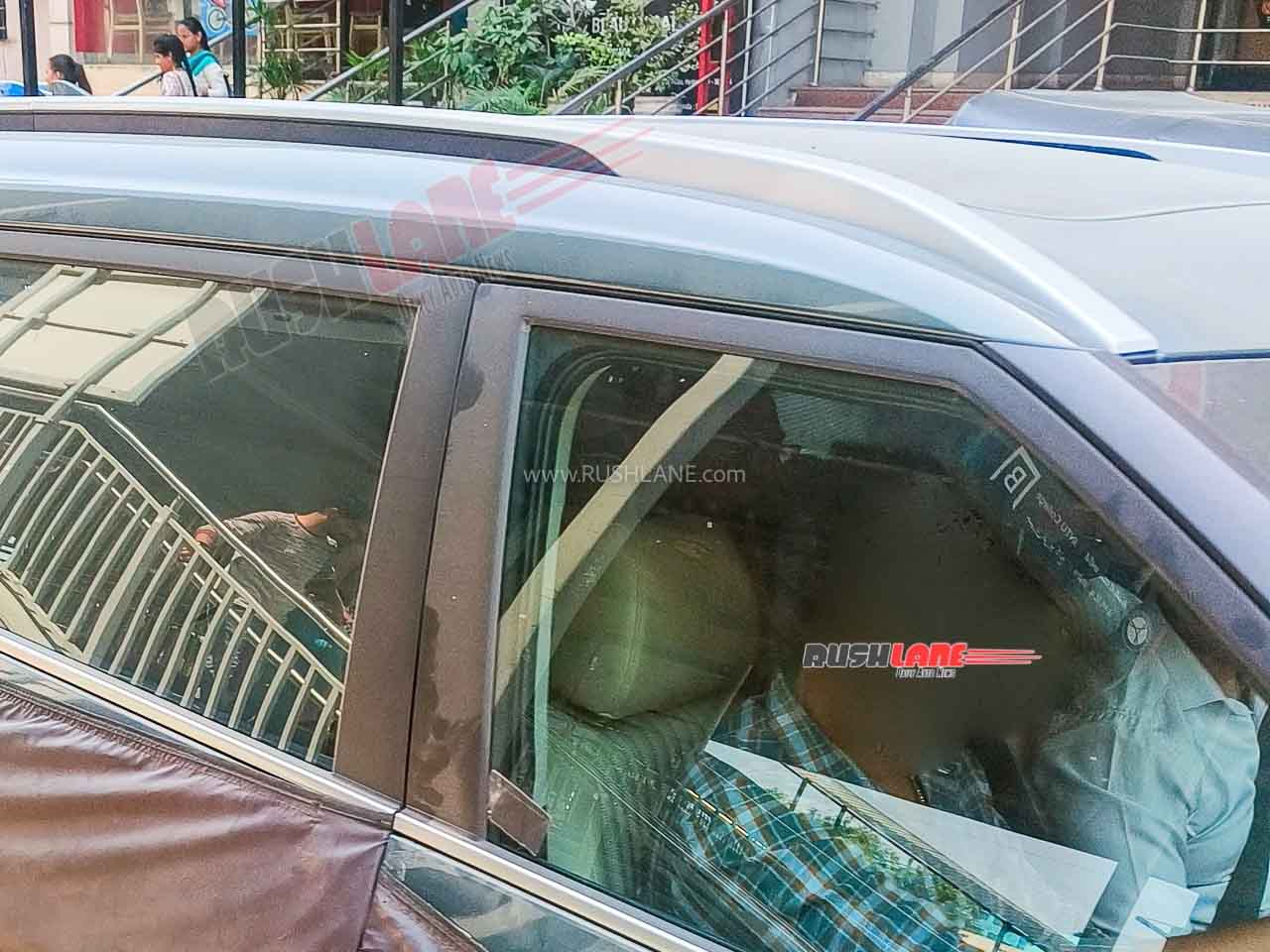 2025 kia carens facelift spied in hyderabad 6