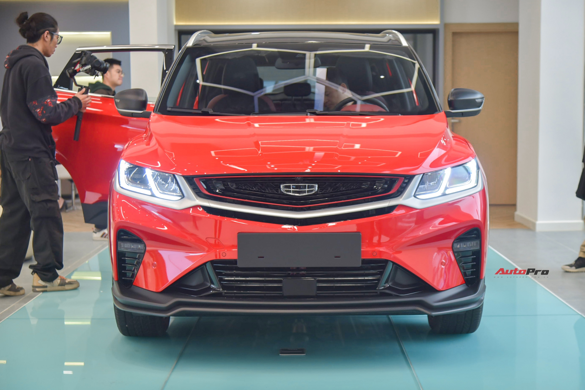 geely coolray 6 1740027690236 1740027690341543663231