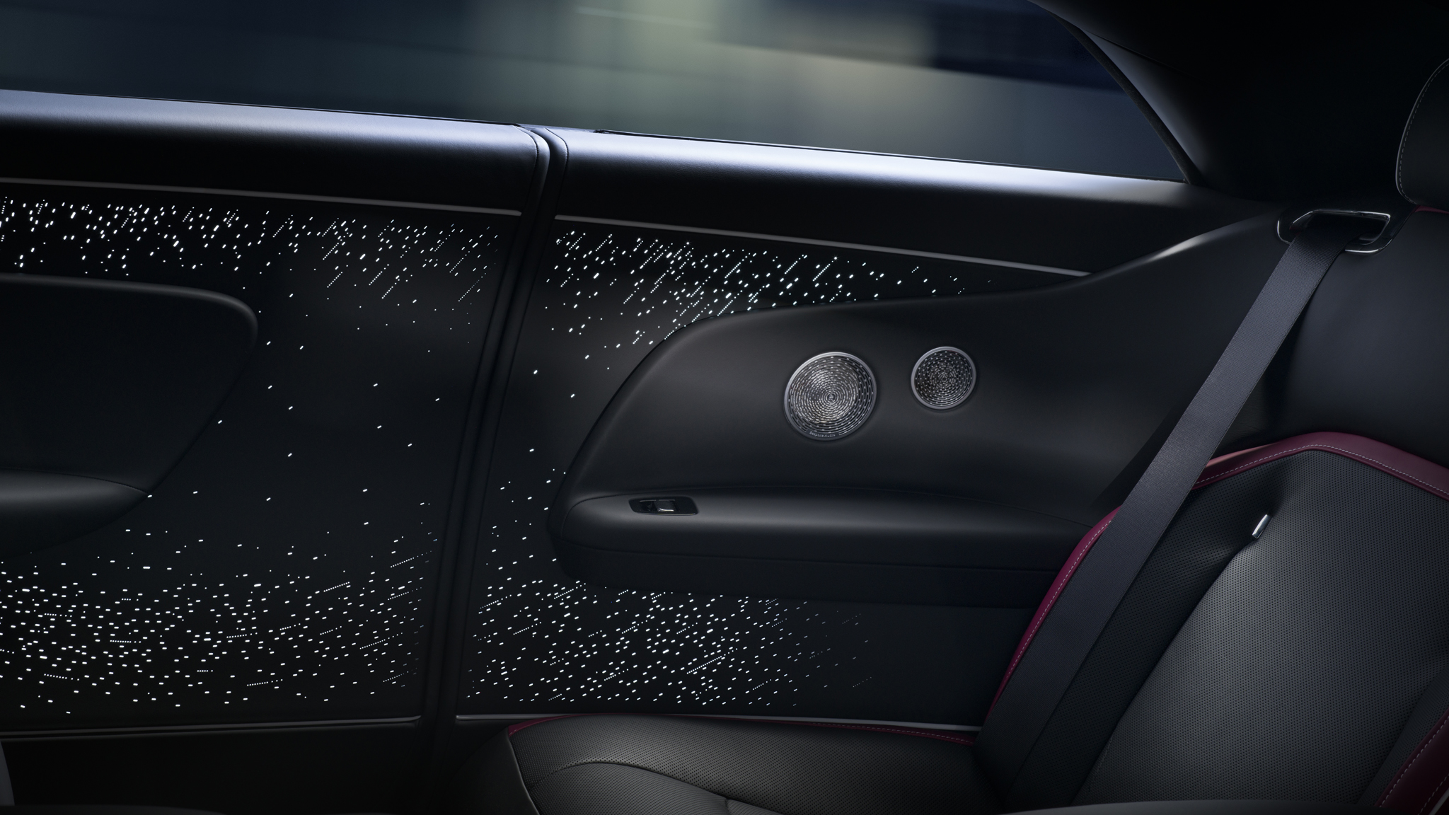 p90587840highresrolls royce black ba