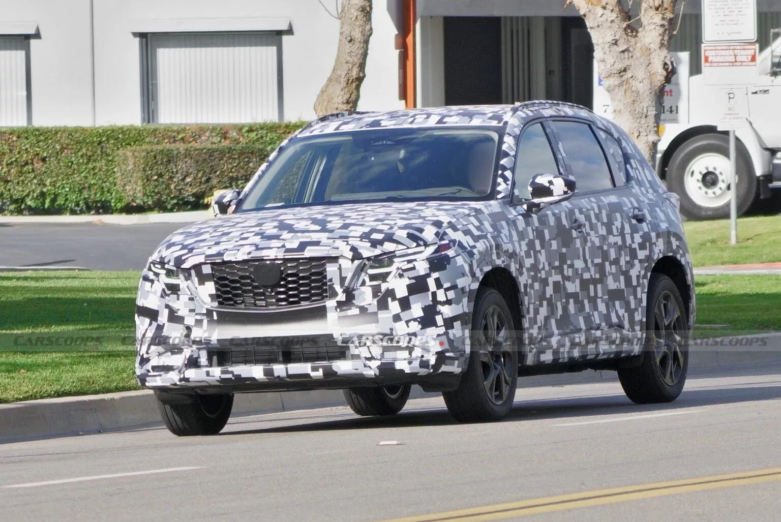 mazda cx 5 the he moi chay thu 1