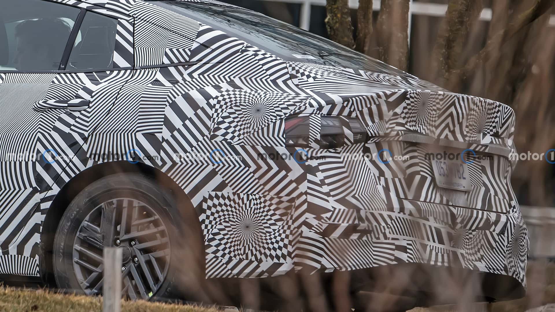 xe nissan moi chay thu 5