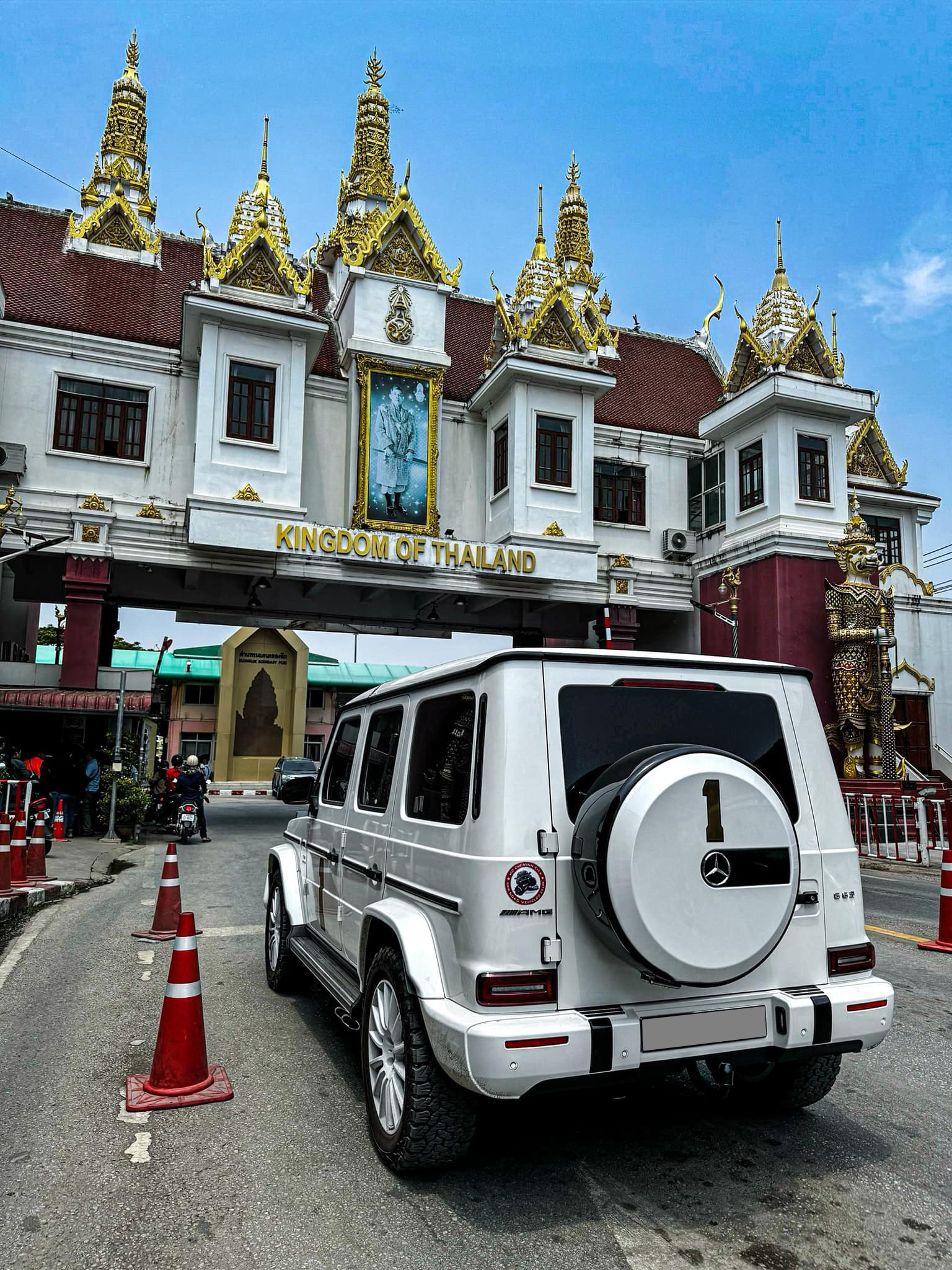 43214823171279788339666155146733249488245463n