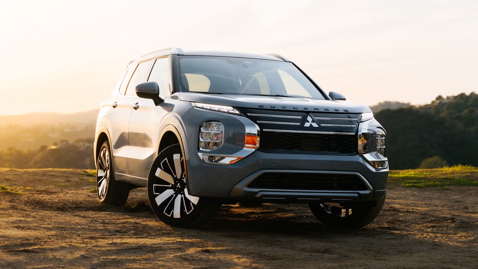 mitsubishi outlander 2