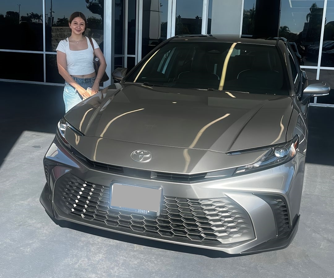 khoc trong xe tesla 2