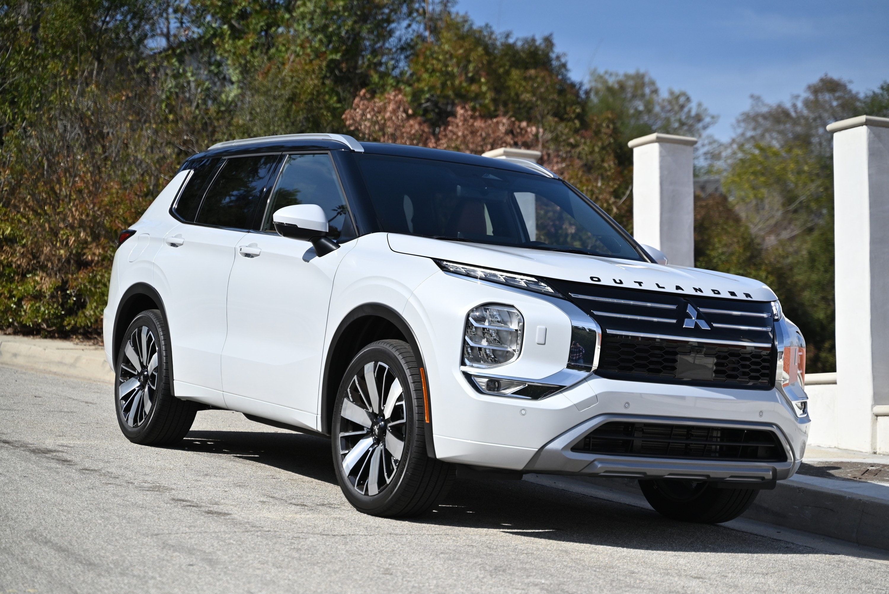 mitsubishi outlander danh gia 1