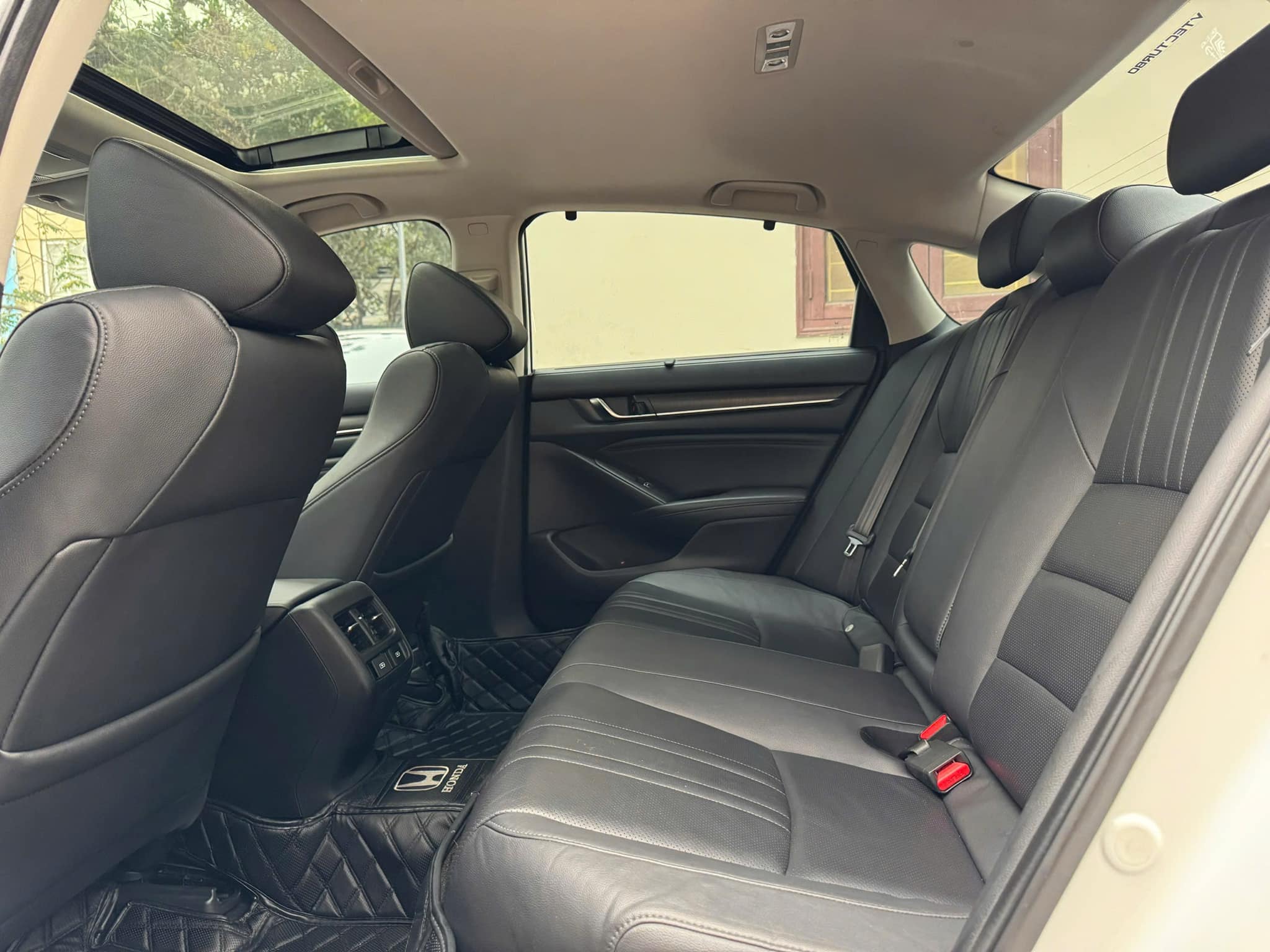 978e4736 178d 4b0f a601 7c05c578d90e