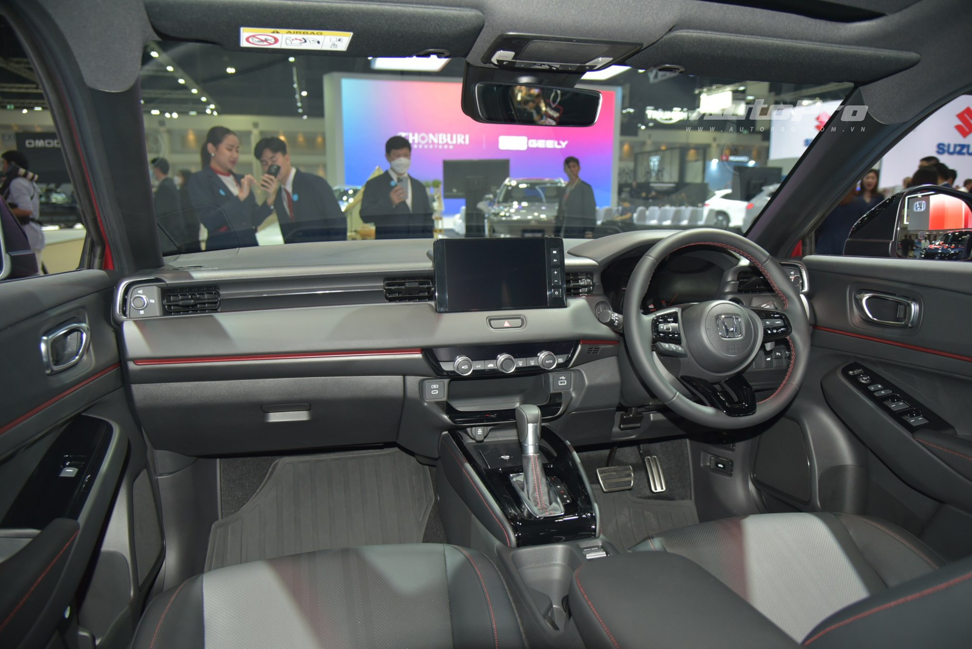 honda hrv nlh99721 1742790529088 17427905302521763060348