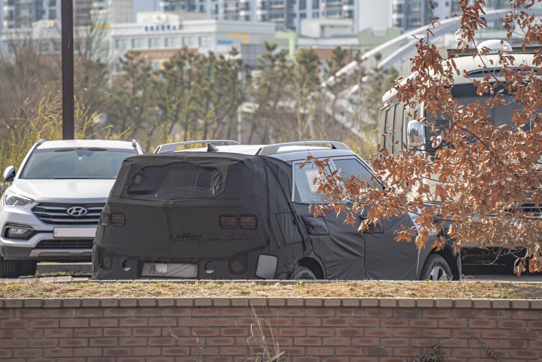 hyundai venue the he moi 6