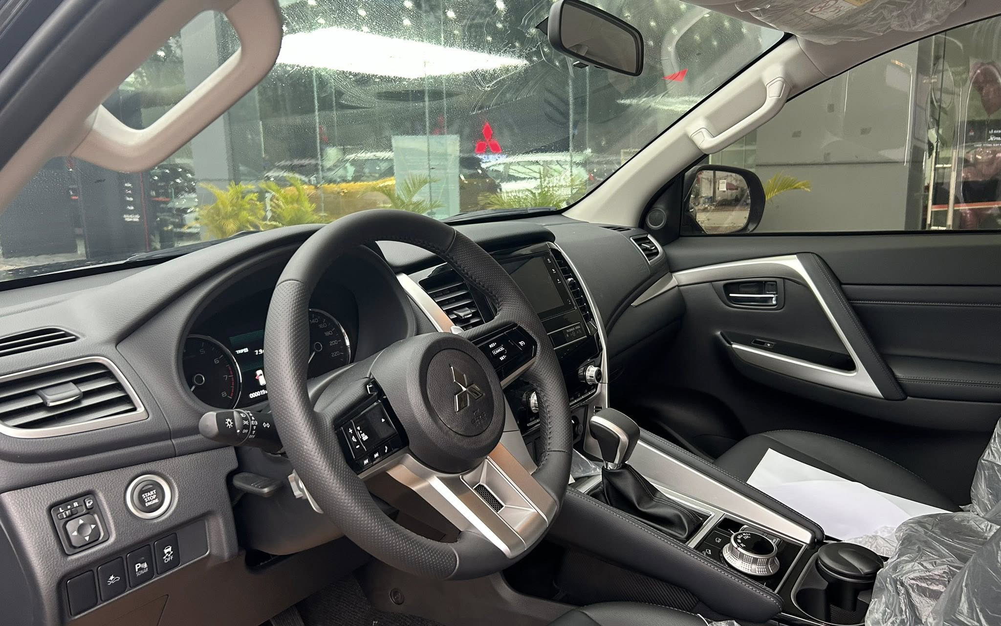 pajero sport 2025 7 pajero sport 2025 7