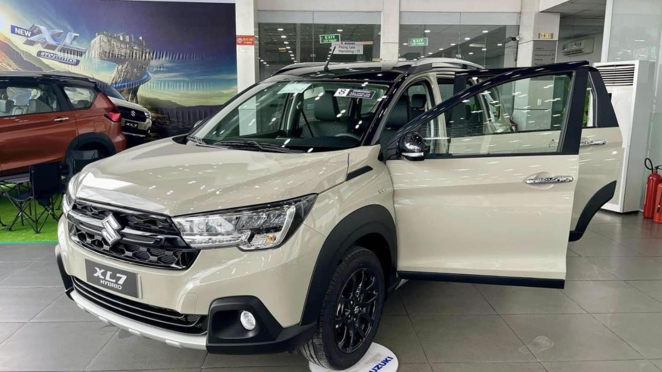 suzuki xl7 hybrid