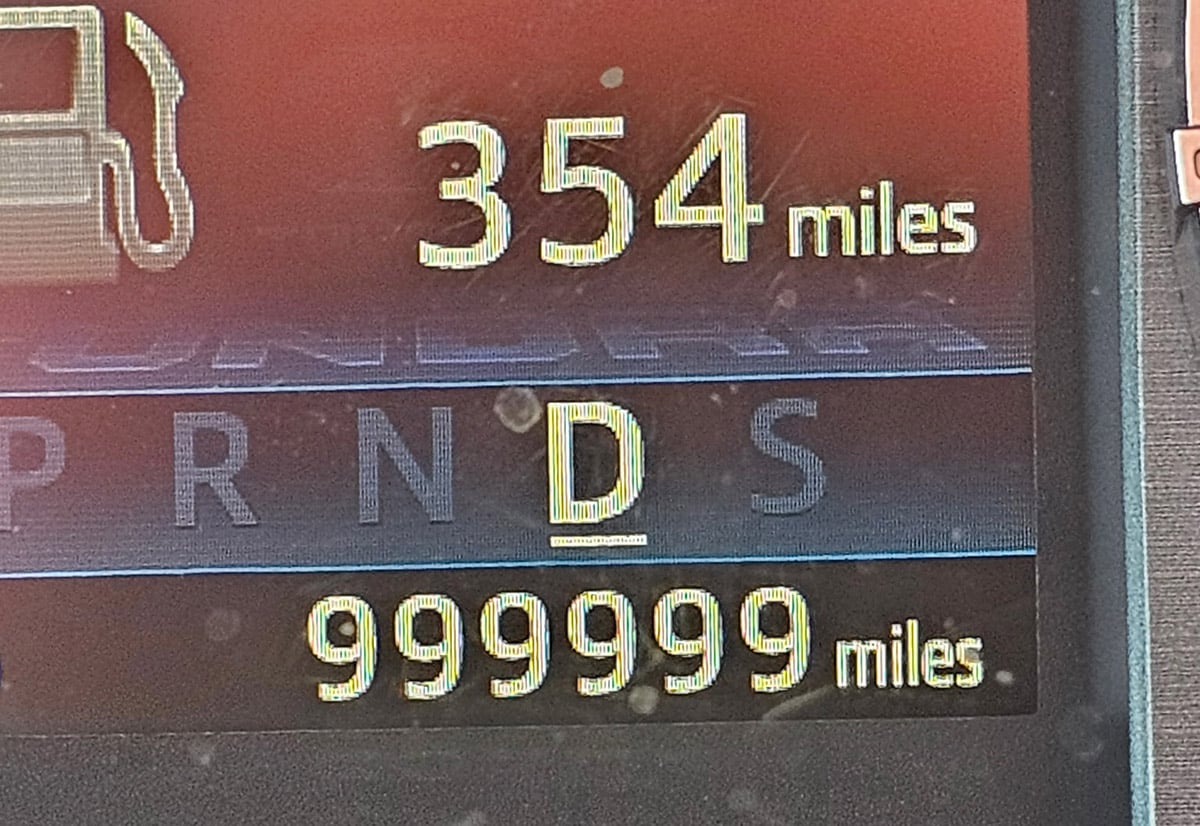 toyota 1 trieu dam 1