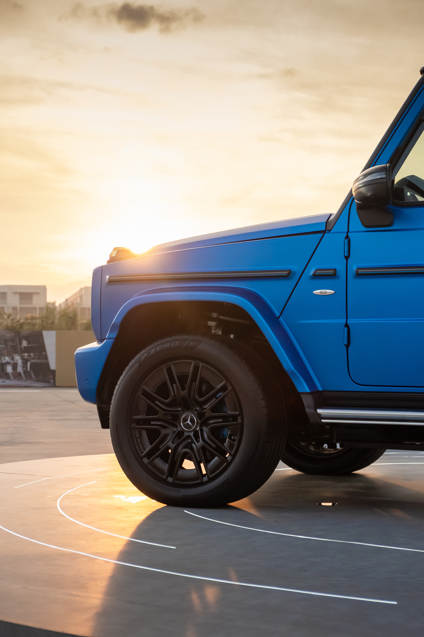 mercedes benz g 580 eq 30