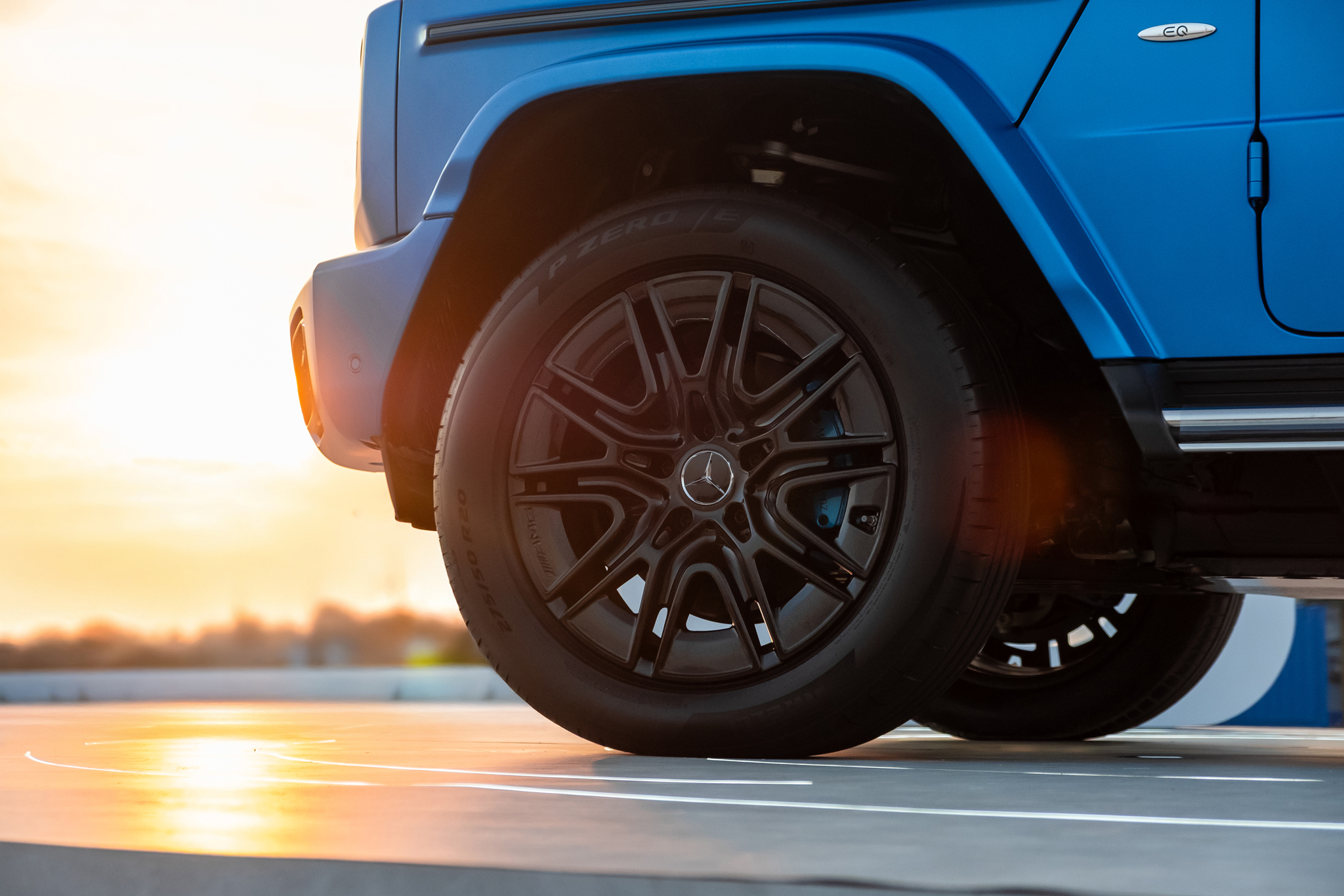 mercedes benz g 580 eq 31