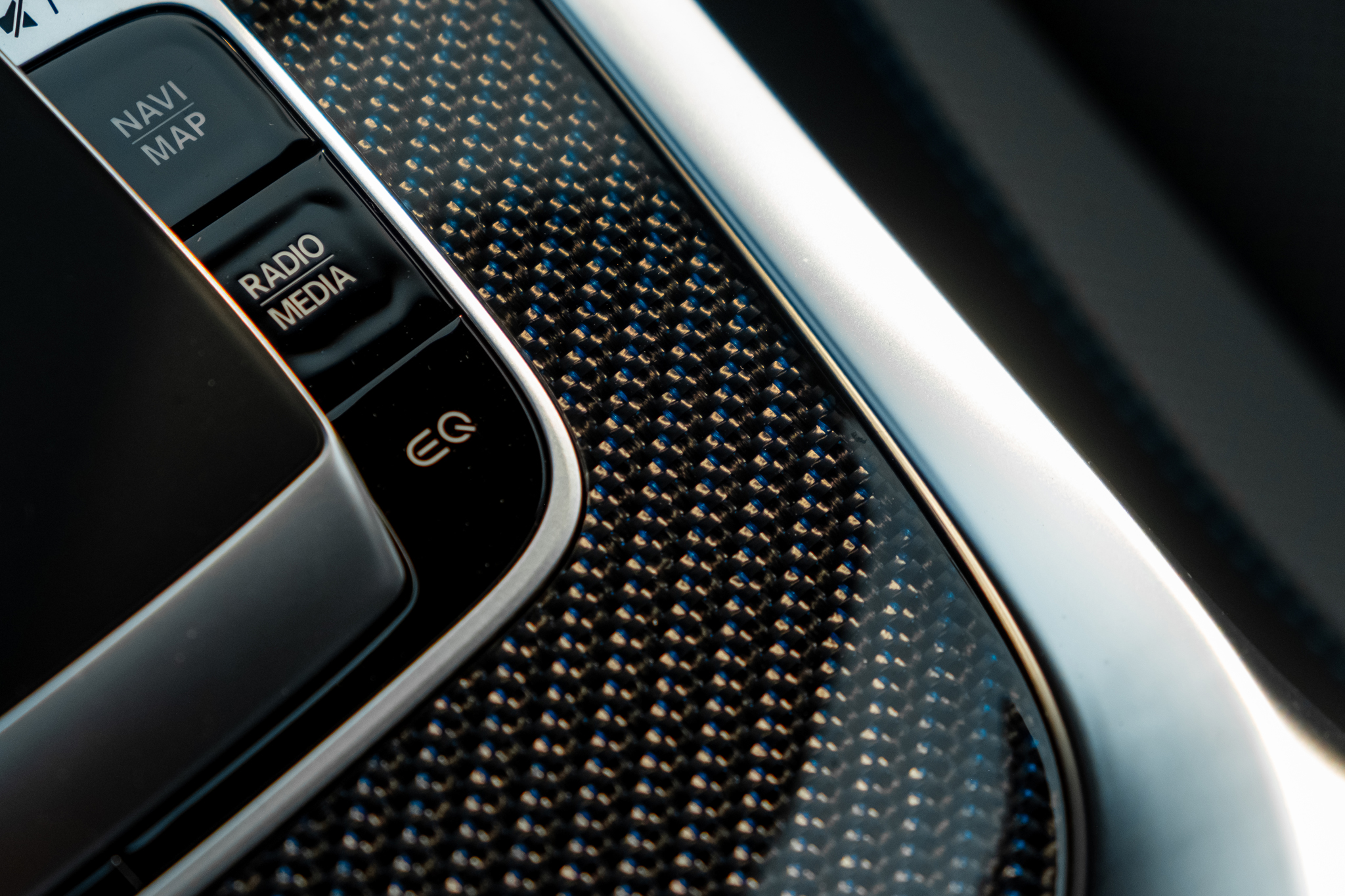 mercedes benz g 580 eq 7