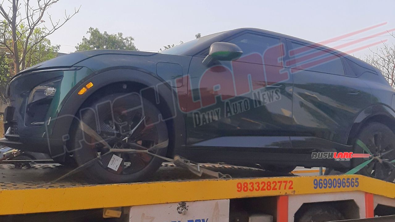 vinfast vf 7 spied on truck 3 vinfast vf 7 spied on truck 3