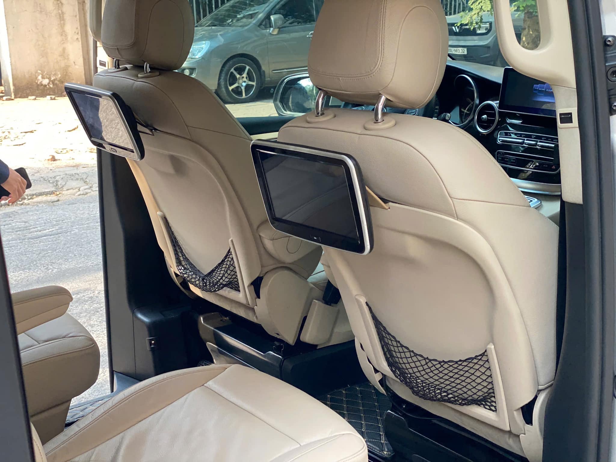 48310342720663618605127315400206170286304438n