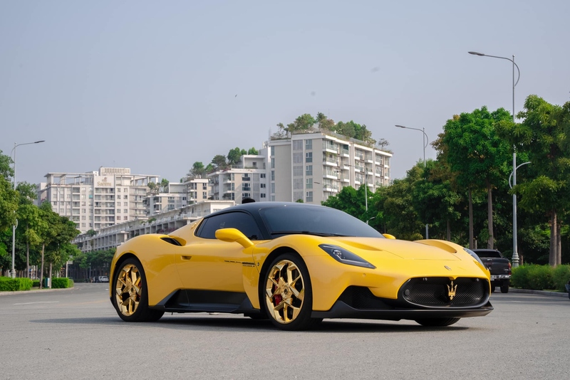 48200429310379771816940346492660488972747857n1