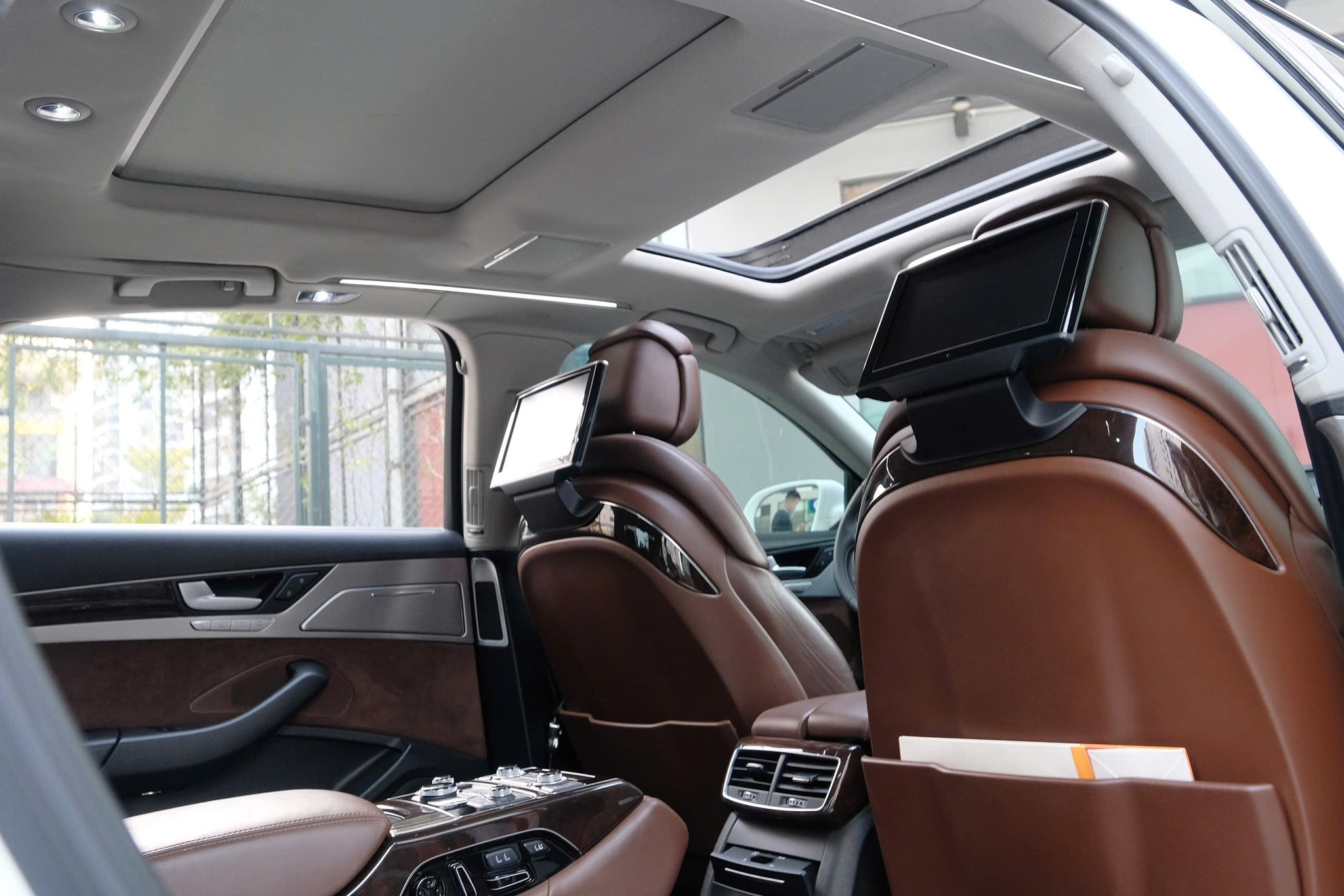 49388269695115960822912116950671826884825621n