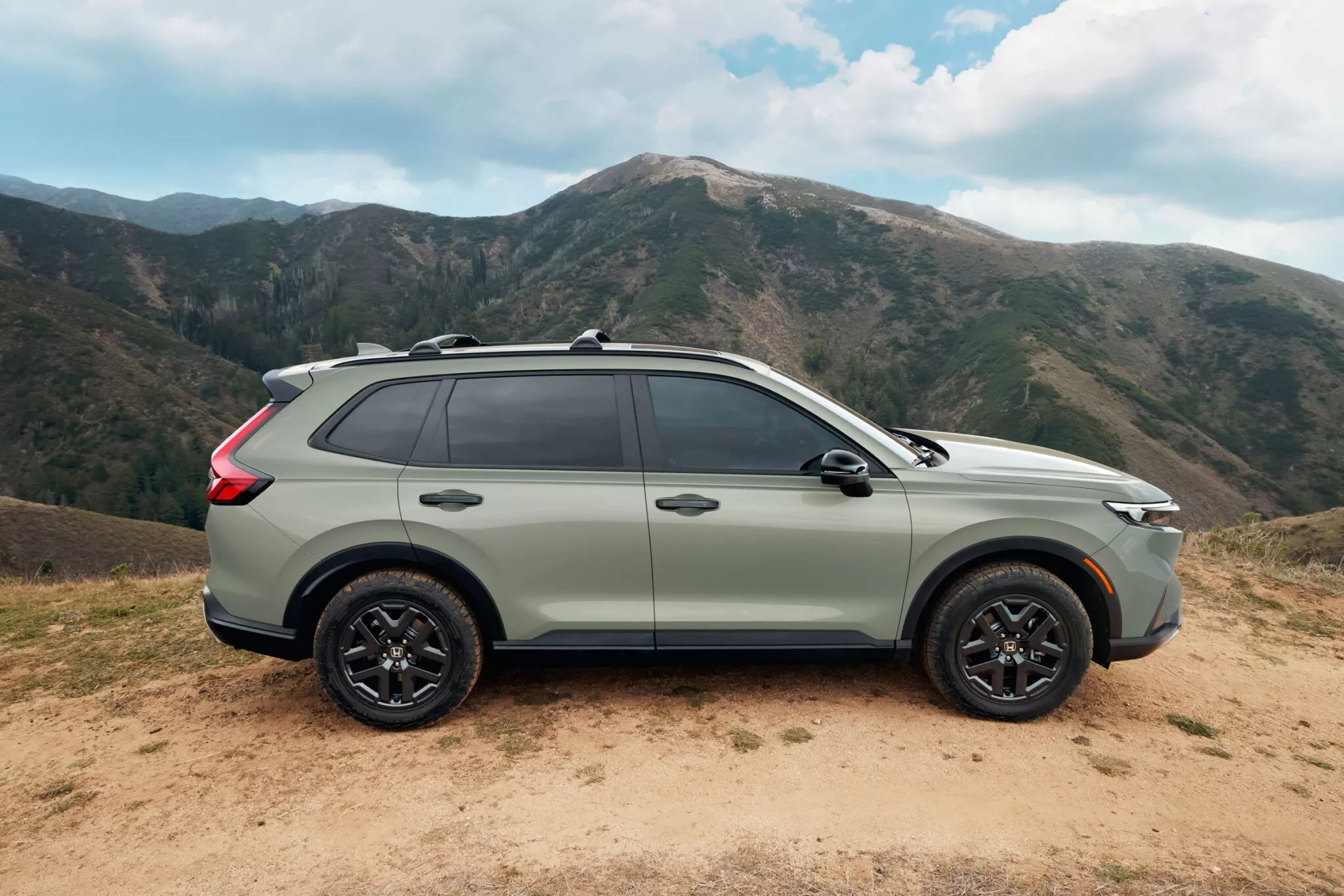 2026 honda cr v trailsport hybri 1