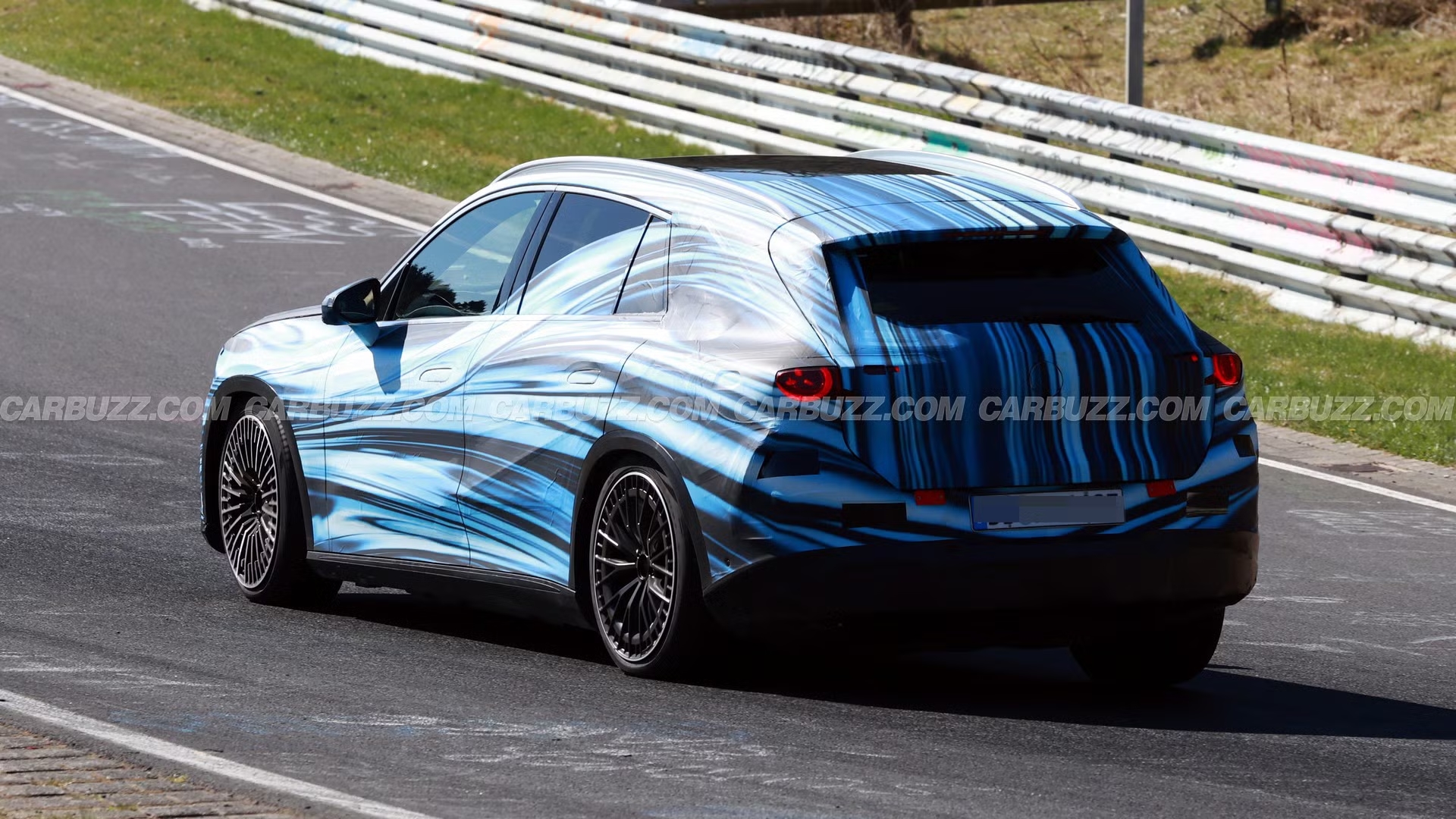 mercedes benz glc dien chay thu 2 mercedes benz glc dien chay thu 2
